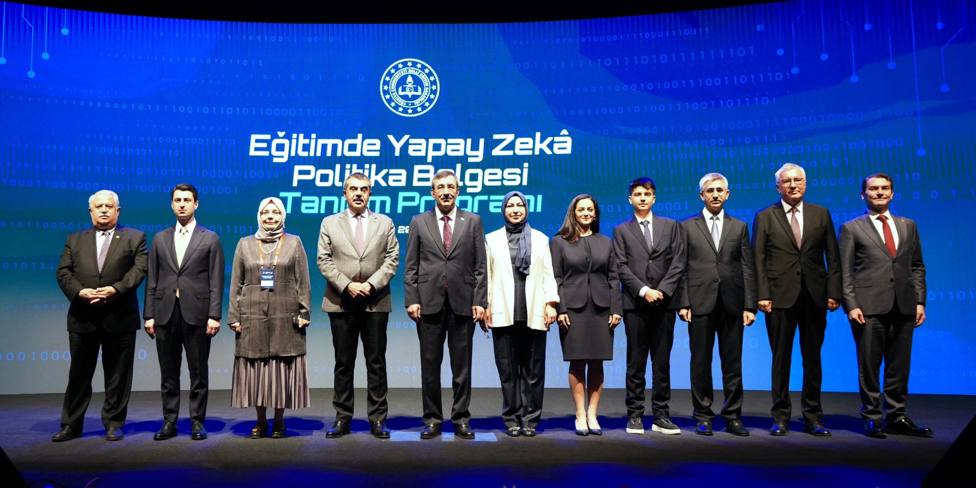 CUMHURBAŞKANI YARDIMCISI YILMAZ VE BAKAN TEKİN, 